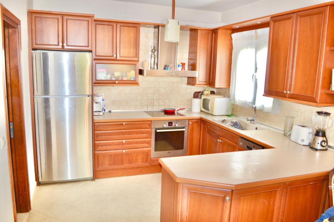 Giorgos Large Size Apartments -Family Friendly With Free Parking And Yard Views Kandiye Dış mekan fotoğraf